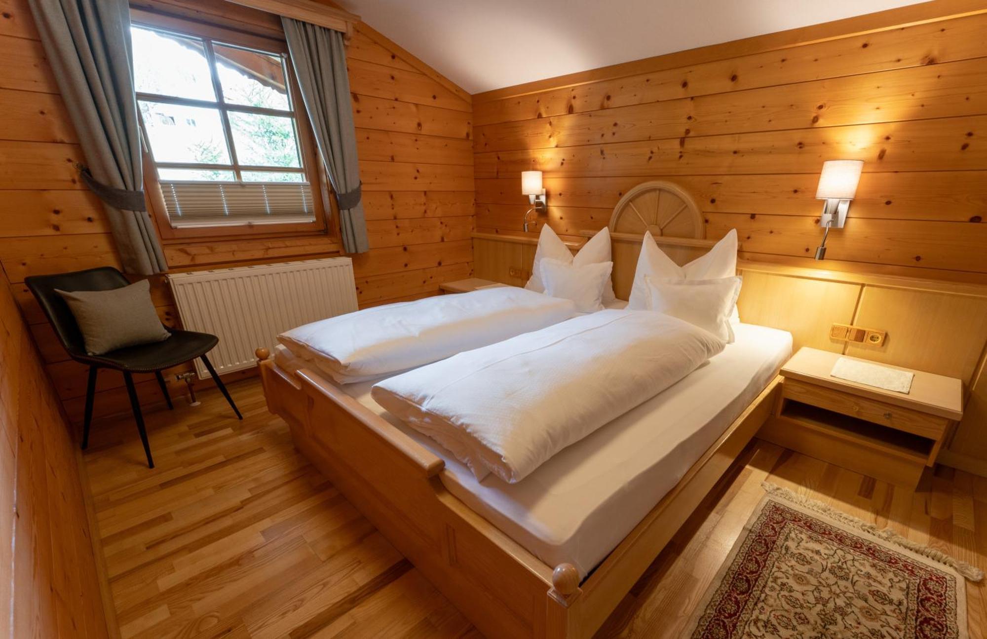 Pension Zirbenhof Ramsau am Dachstein Exterior photo