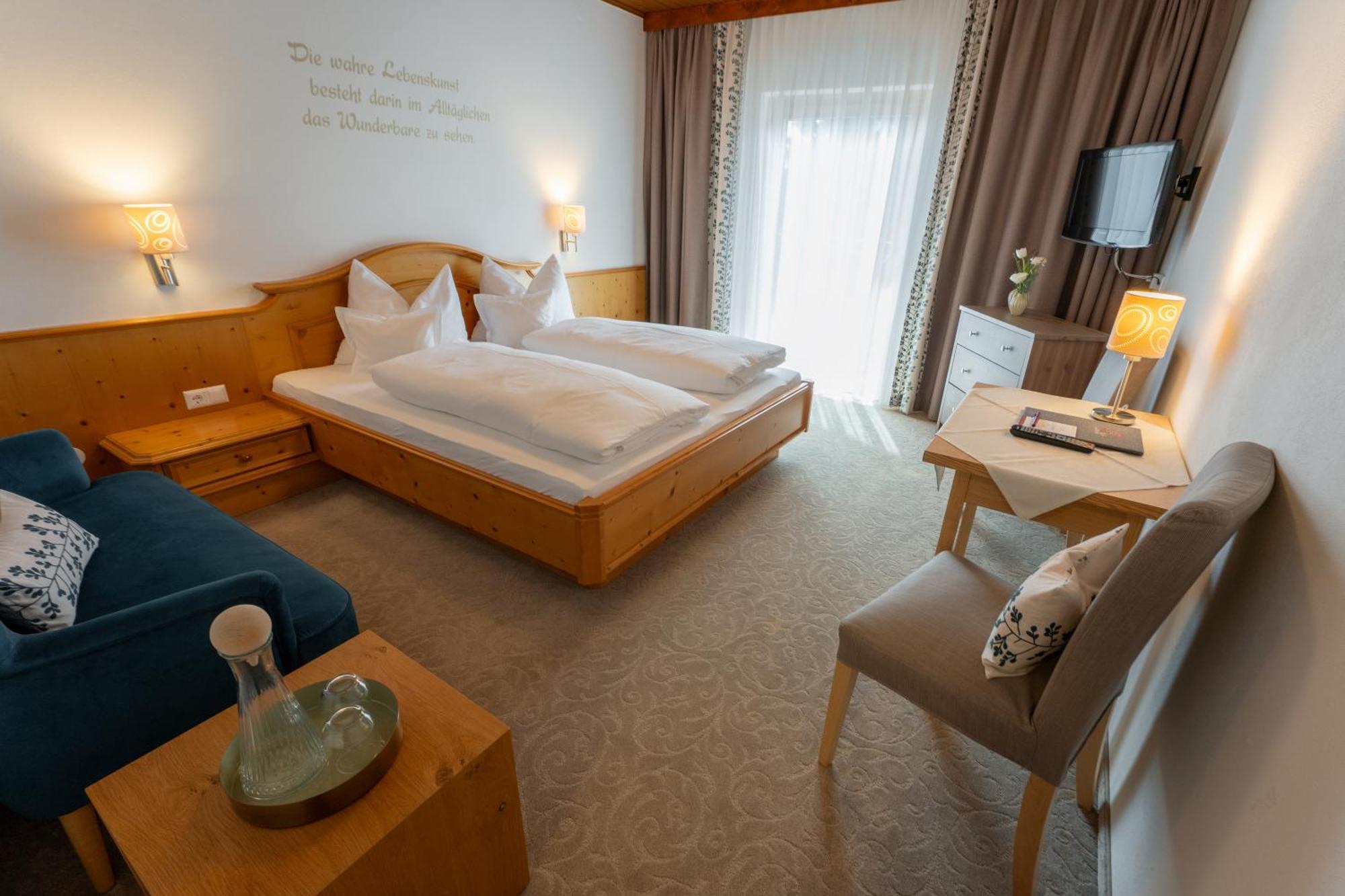 Pension Zirbenhof Ramsau am Dachstein Exterior photo
